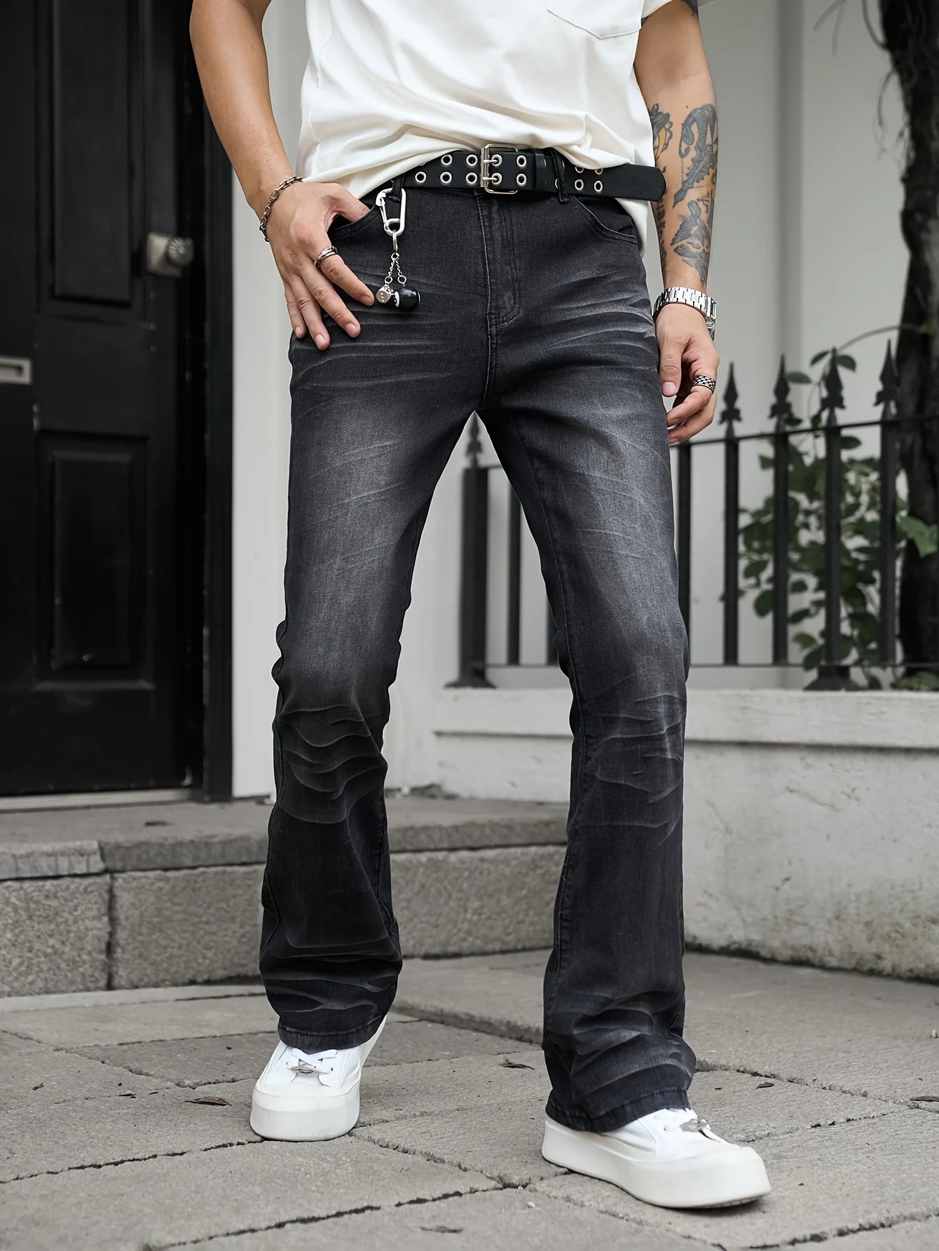 Washed Flared Jeans